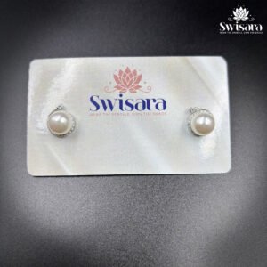 Swisara Whisper Pearl Curve Studs