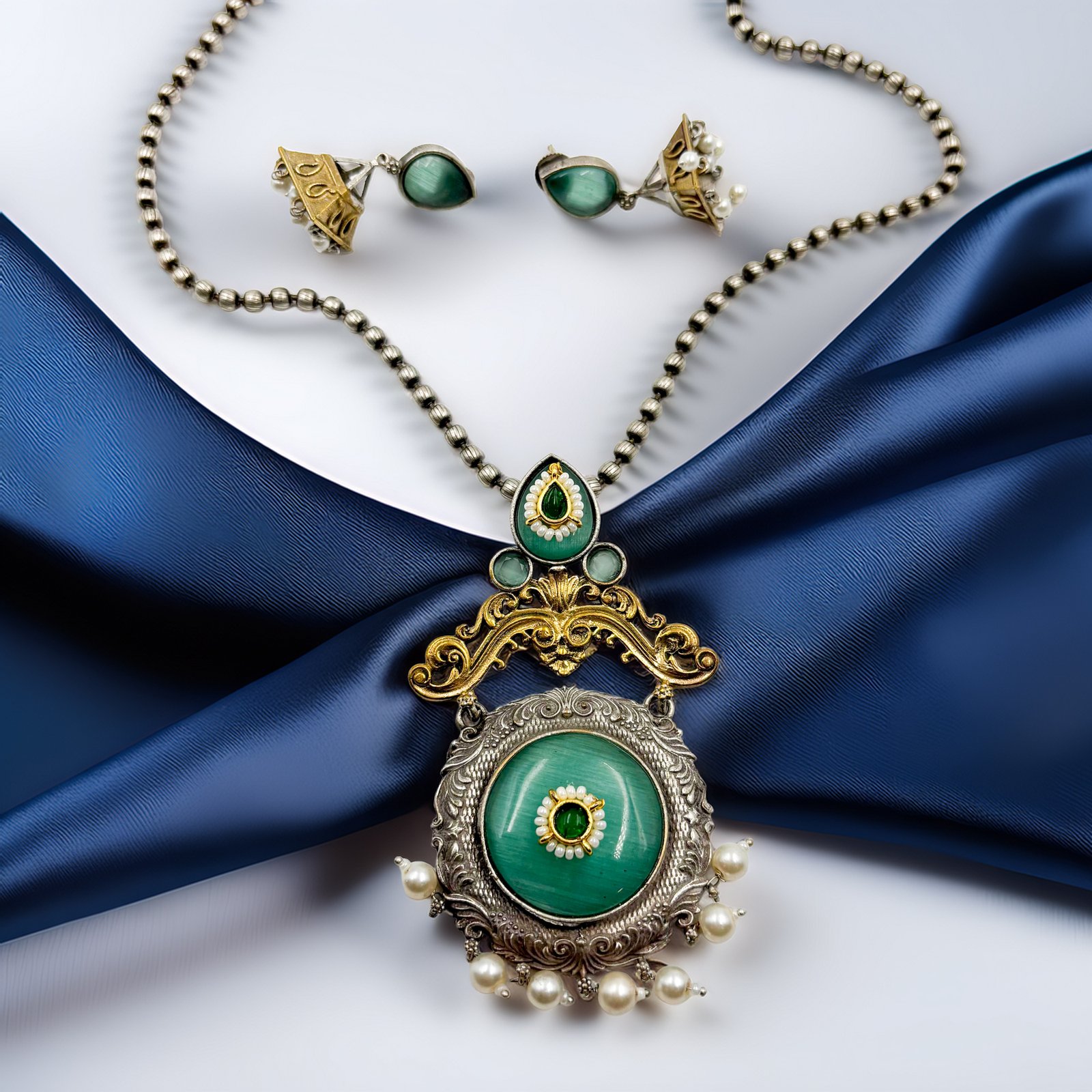 Royal Verde Temple Necklace Set with green enamel centerpiece and faux pearls – Swisara