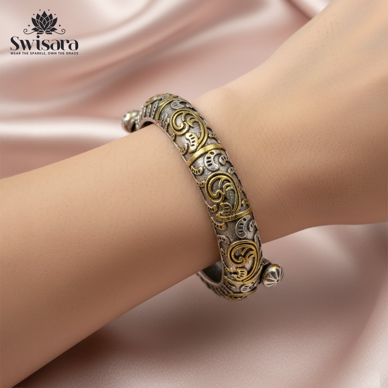 Antique Gold-Toned Filigree Kada