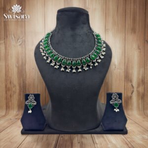 Antique Emerald Teardrop Kundan Necklace and Earrings Set with oxidised silver polish and pearl drops